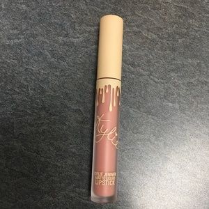 Kylie Cosmetics Matte Liquid Lipstick - Bare